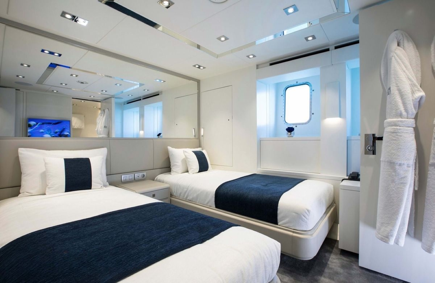 [MOTOR-YACHT-HOME]-10552-54.jpg