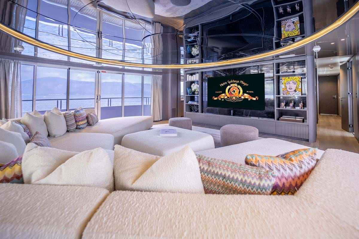 [MOTOR-YACHT-M-CMB-LUXURY-YACHT]-14808-1.jpg
