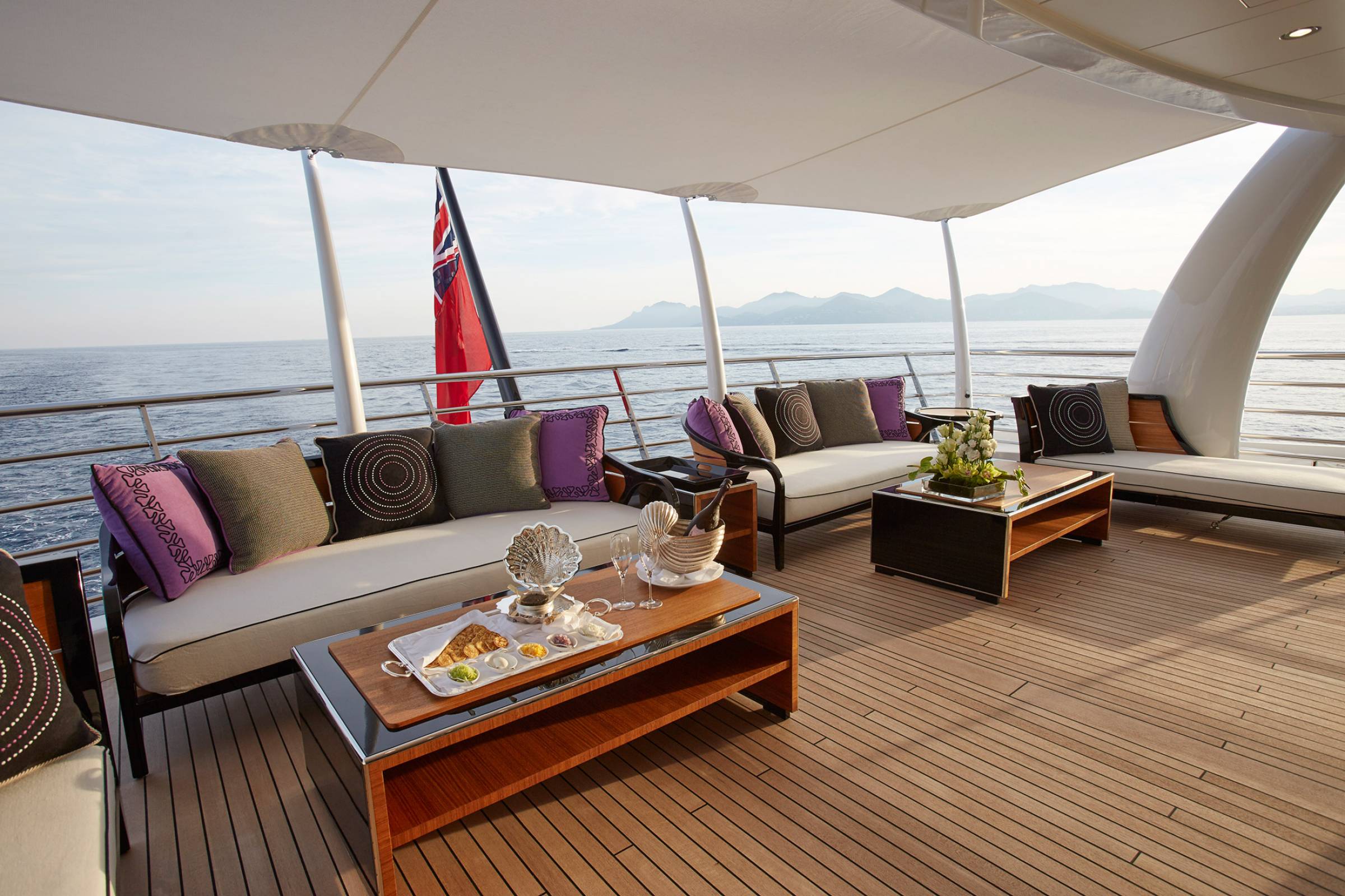 [MOTOR-YACHT-MADAME-KATE-COPY]-10533-1.jpg
