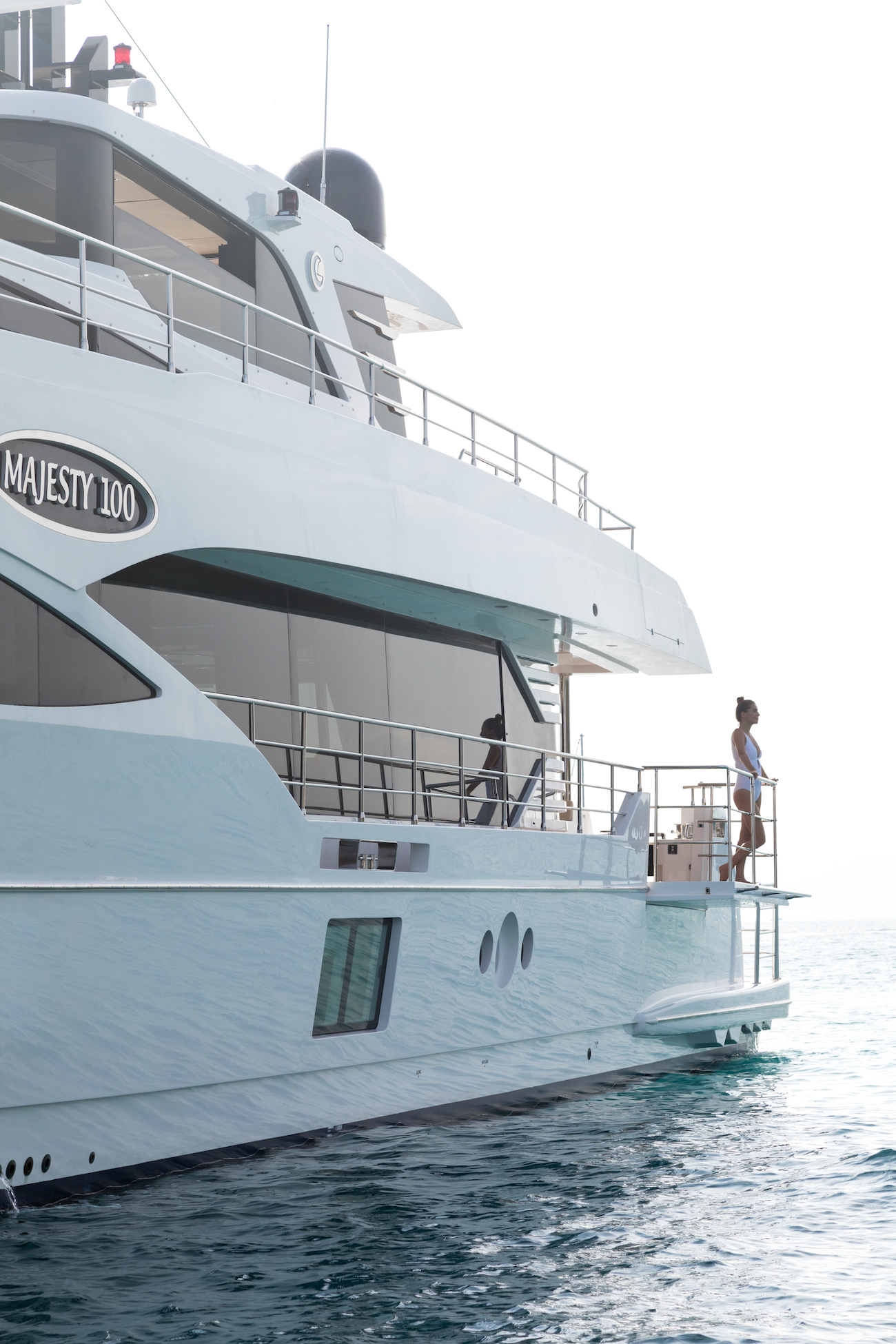 [MOTOR-YACHT-MIA-EX-MAJESTY]-12135-4.jpg