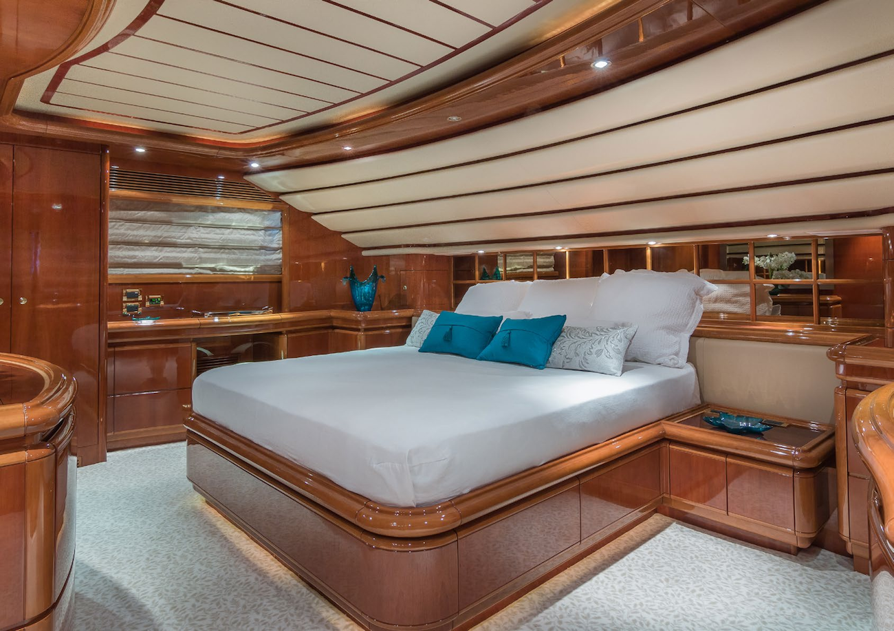 [MOTOR-YACHT-PARADISE]-10043-8.png