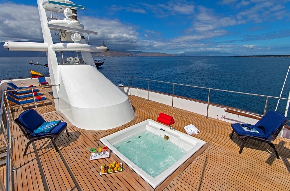 [MOTOR-YACHT-PASSION]-10047-3.jpg