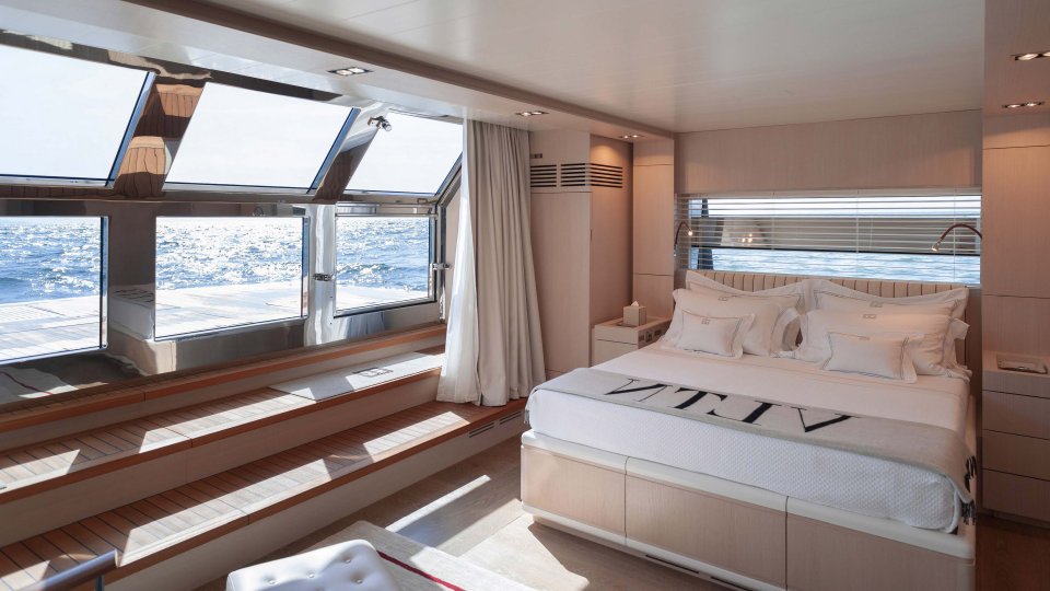 [MOTOR-YACHT-PRIVATE-GG]-11865-13.jpg