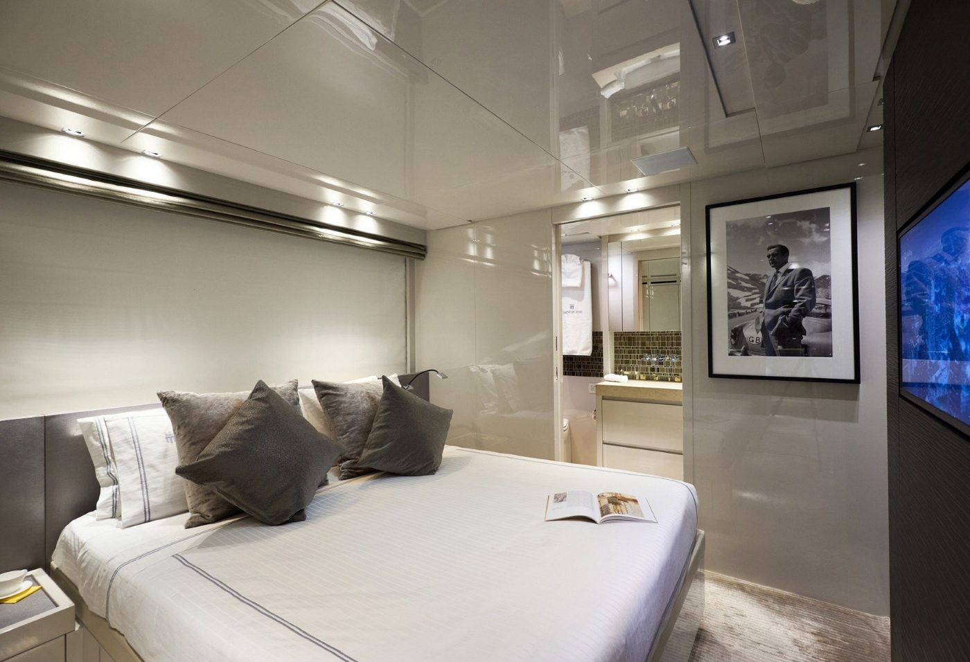 [MOTOR-YACHT-SABBATICAL]-10401-33.jpg