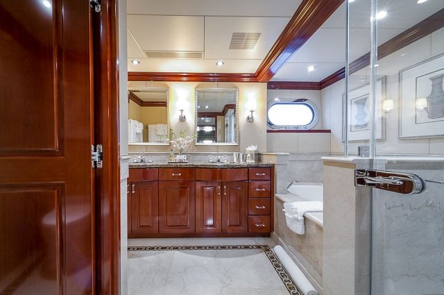 [MOTOR-YACHT-SCOTT-FREE-EX-MARATHON]-1162-2.jpg