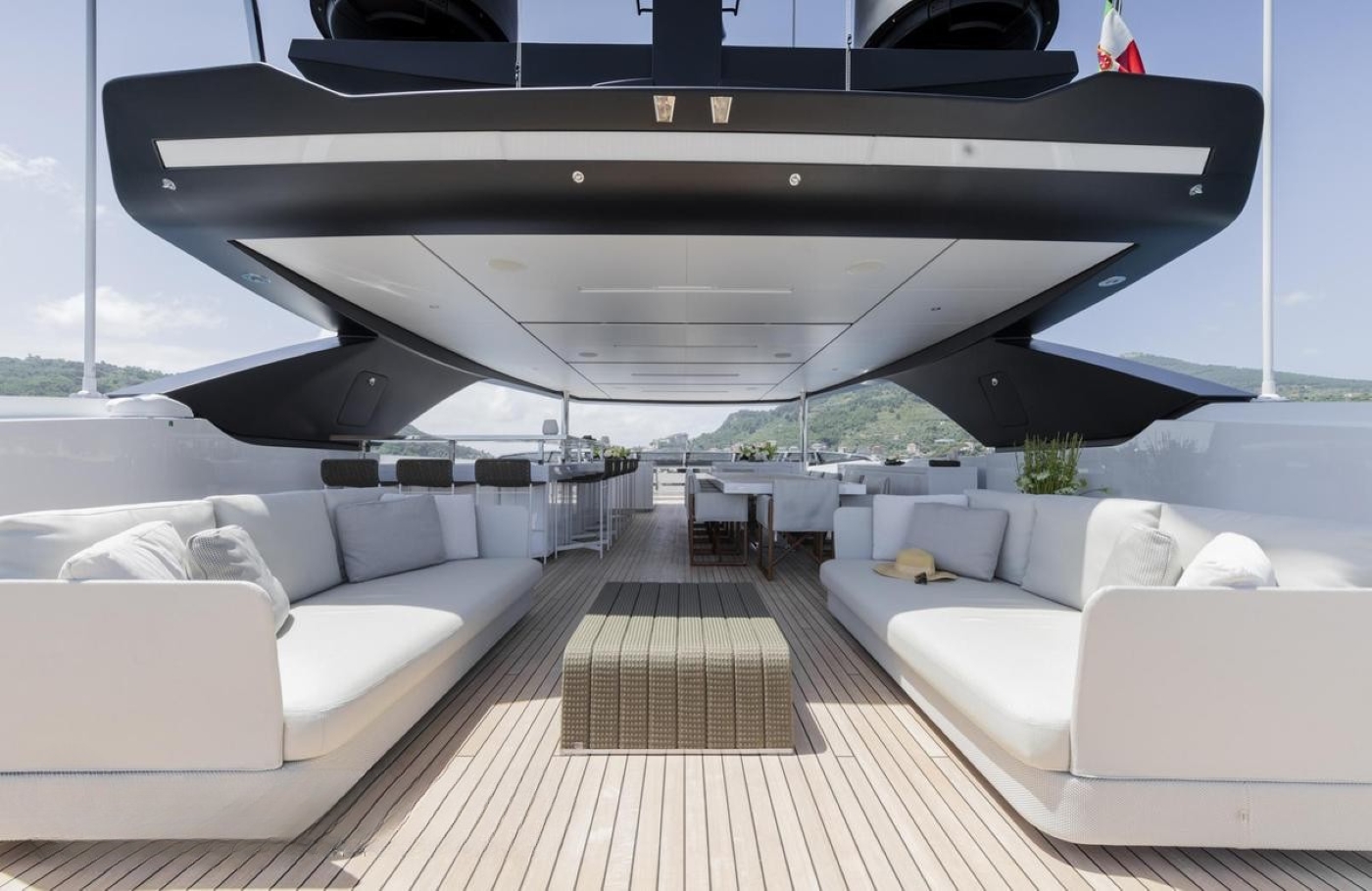 [MOTOR-YACHT-SEVENS-SINS-M]-10426-15.jpg