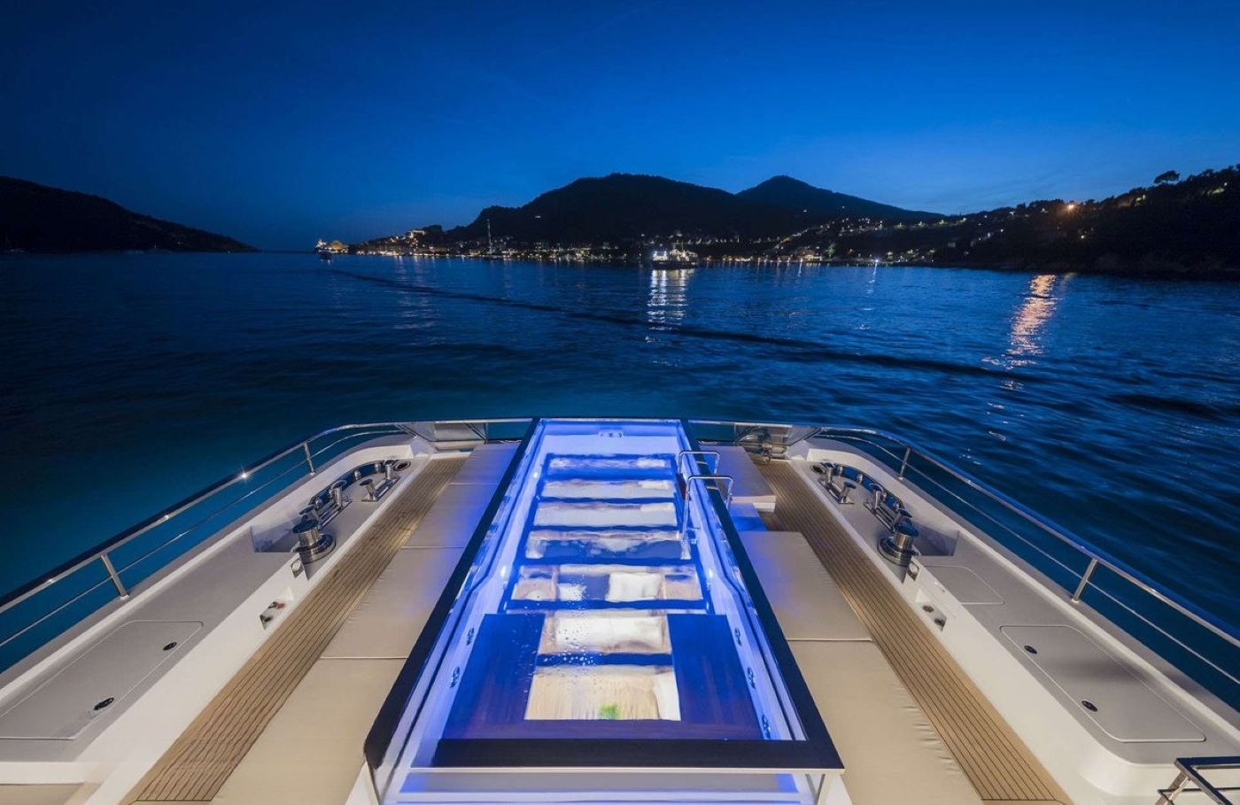 [MOTOR-YACHT-SEVENS-SINS-M]-10426-6.jpg