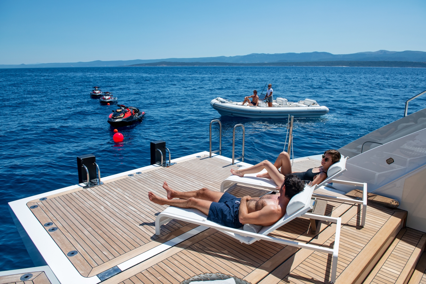 [MOTOR-YACHT-SILVER-FOX]-12256-38.jpg