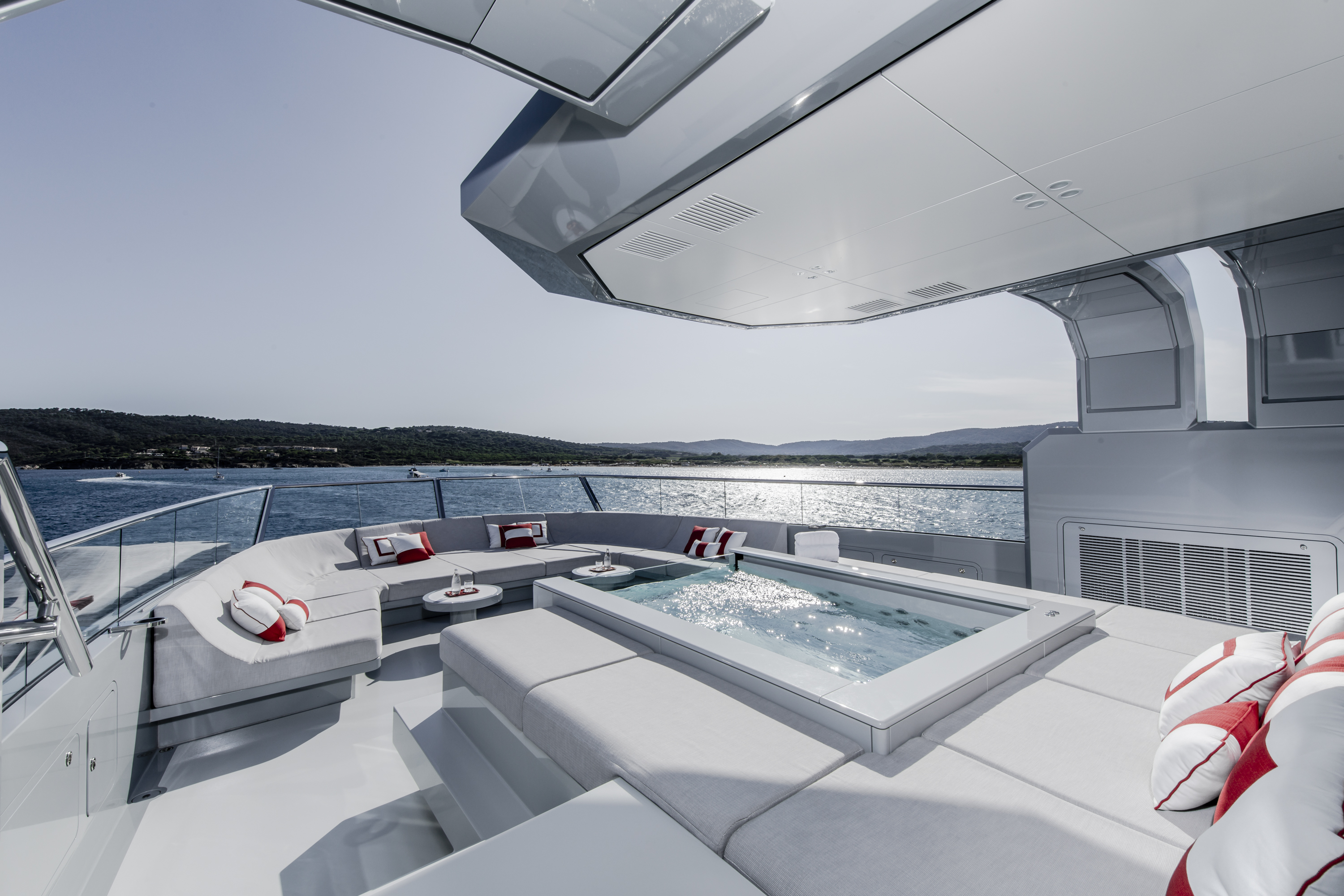 [MOTOR-YACHT-SILVER-LOFT]-10474-3.jpg