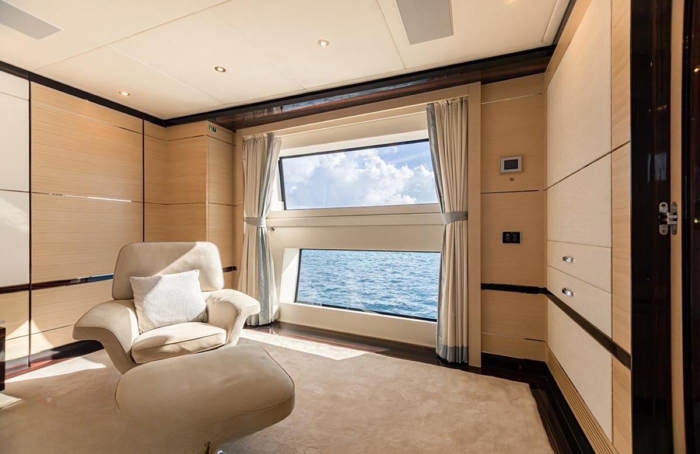 [MOTOR-YACHT-SKYLER]-10596-54.jpg