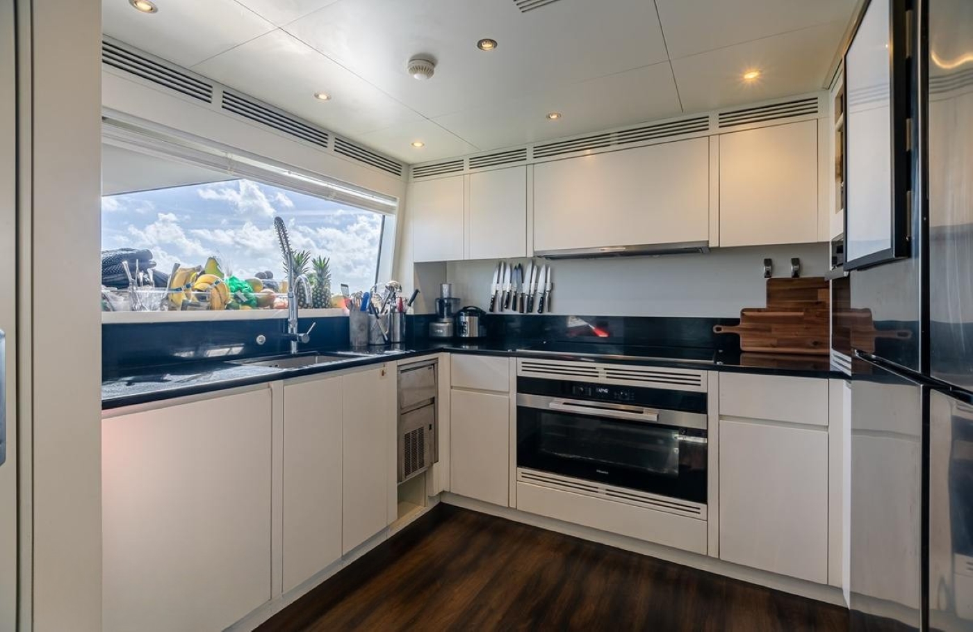 [MOTOR-YACHT-SKYLER]-10596-64.jpg
