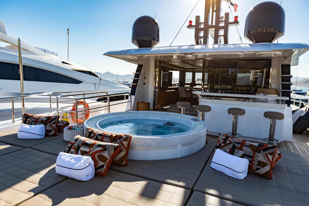 [MOTOR-YACHT-SVETLANA-MAJESTY]-12212-18.jpg