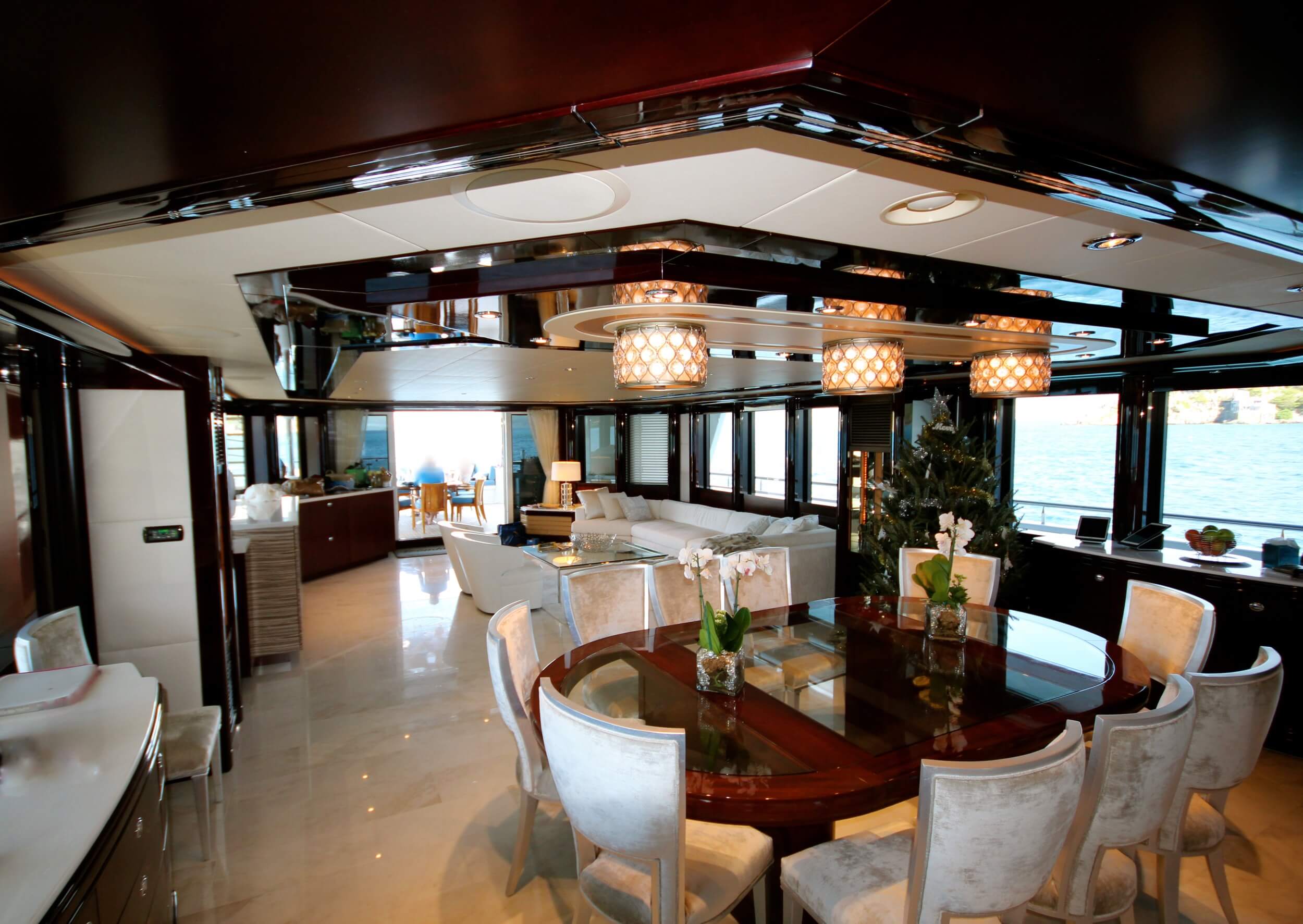 [MOTOR-YACHT-TRENDING-EX-VANGO]-10486-40.jpg