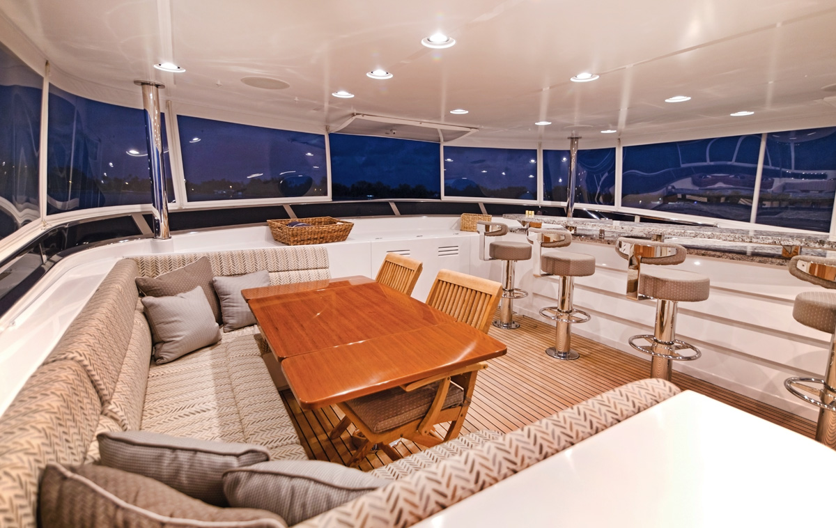 [MOTOR-YACHT-VIVIRAE]-10626-4.jpg