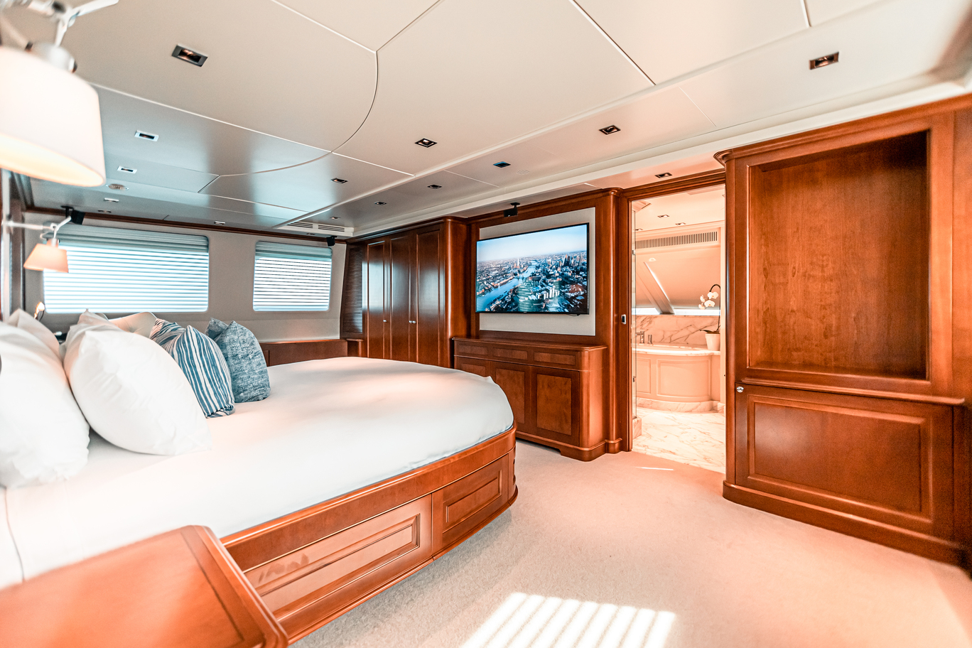 [MOTOR-YACHTBEVERLEY]-1484-16.jpg