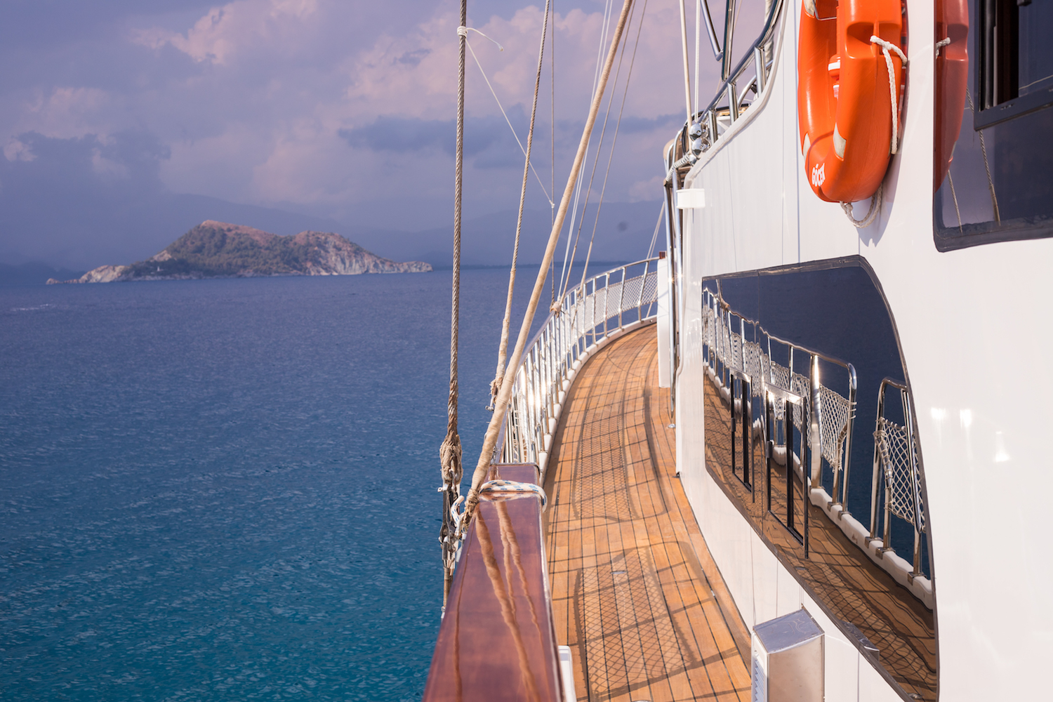 [MOTORSAILER-GULET-YACHT-QUEEN-OF-RTT]-13985-34.jpg
