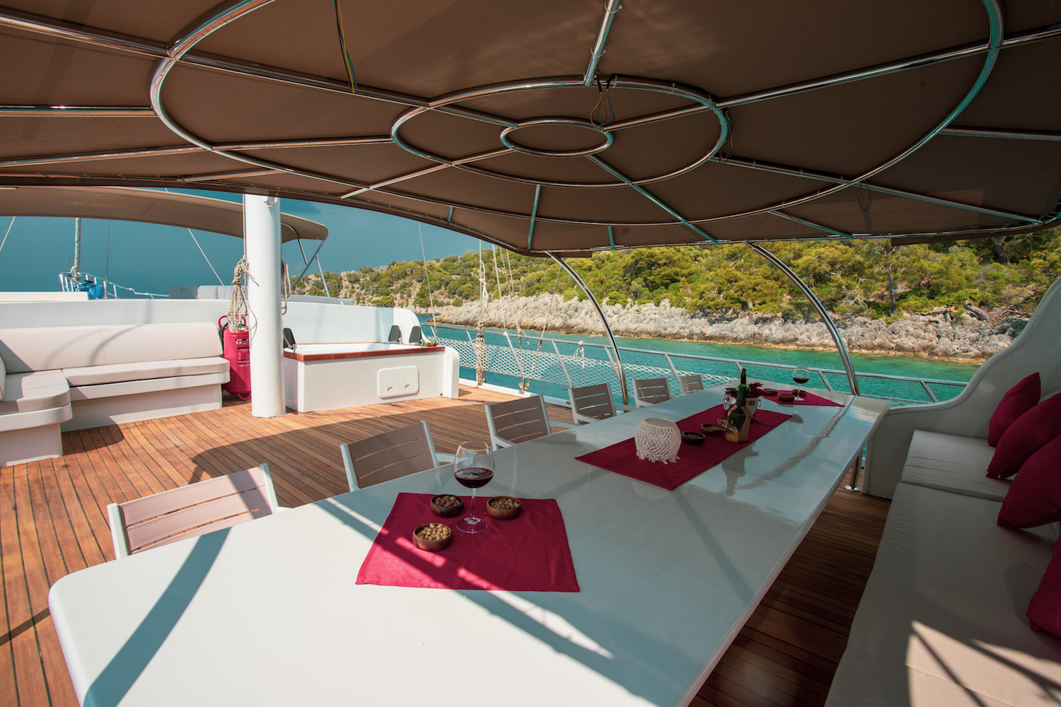 [MOTORSAILER-GULET-YACHT-QUEEN-OF-RTT]-13985-7.jpg