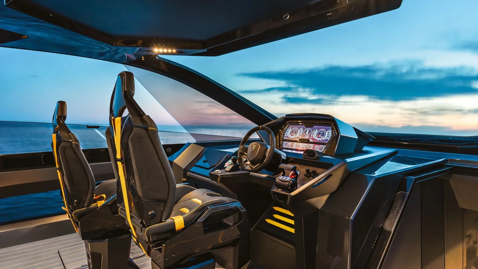 [MY-FAST-ONE]-14387-2.jpg