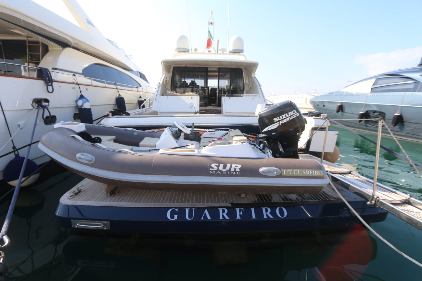 [MY-GUARFIRO]-15049-2.jpg