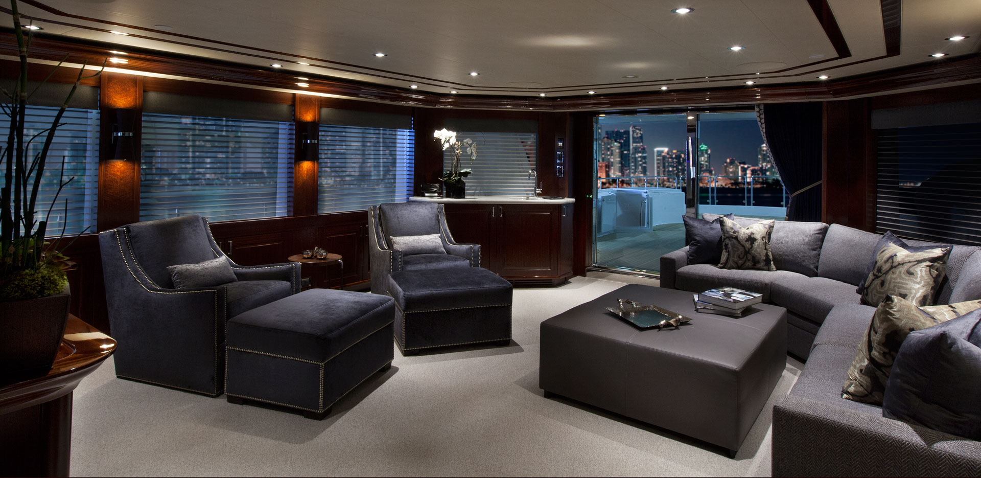 [MY-M-CUSTOMISED-SUPERYACHT-BY-WESTPORT]-12482-12.jpg