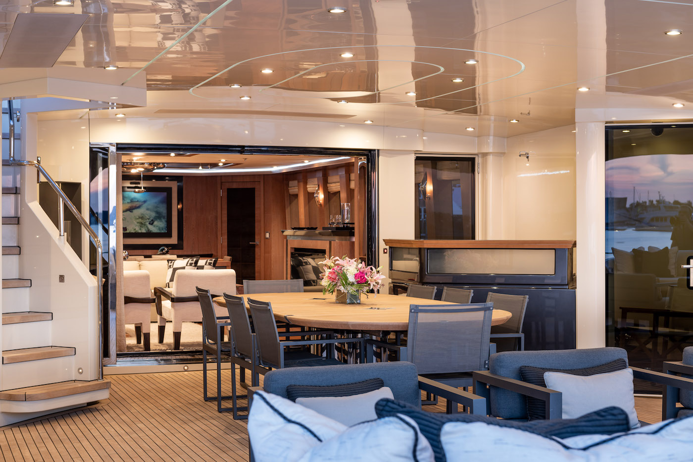 [MY-M-PALMER-JOHNSON-SUPERYACHT-STEALTH]-15422-1.jpg
