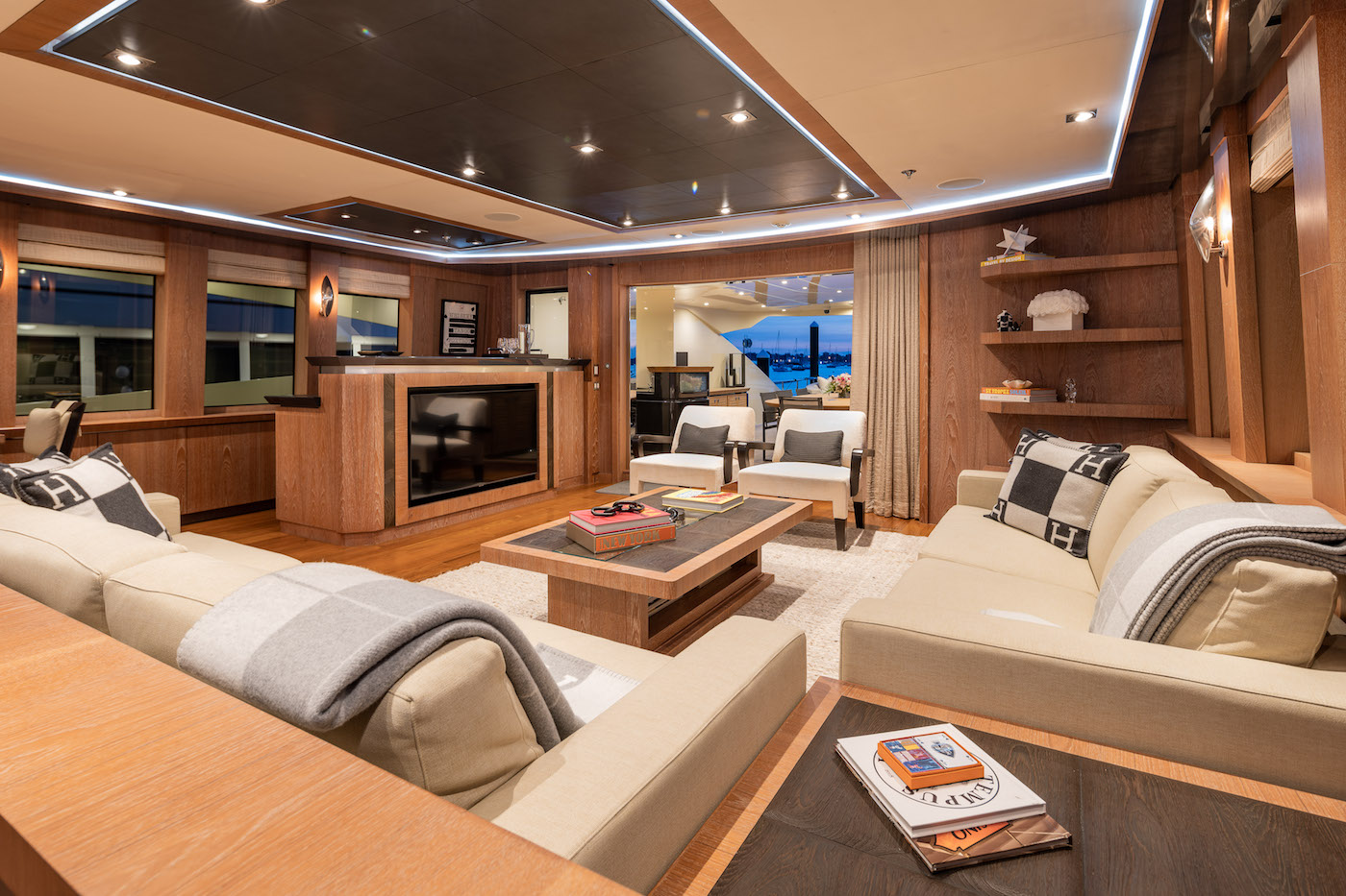 [MY-M-PALMER-JOHNSON-SUPERYACHT-STEALTH]-15422-4.jpg