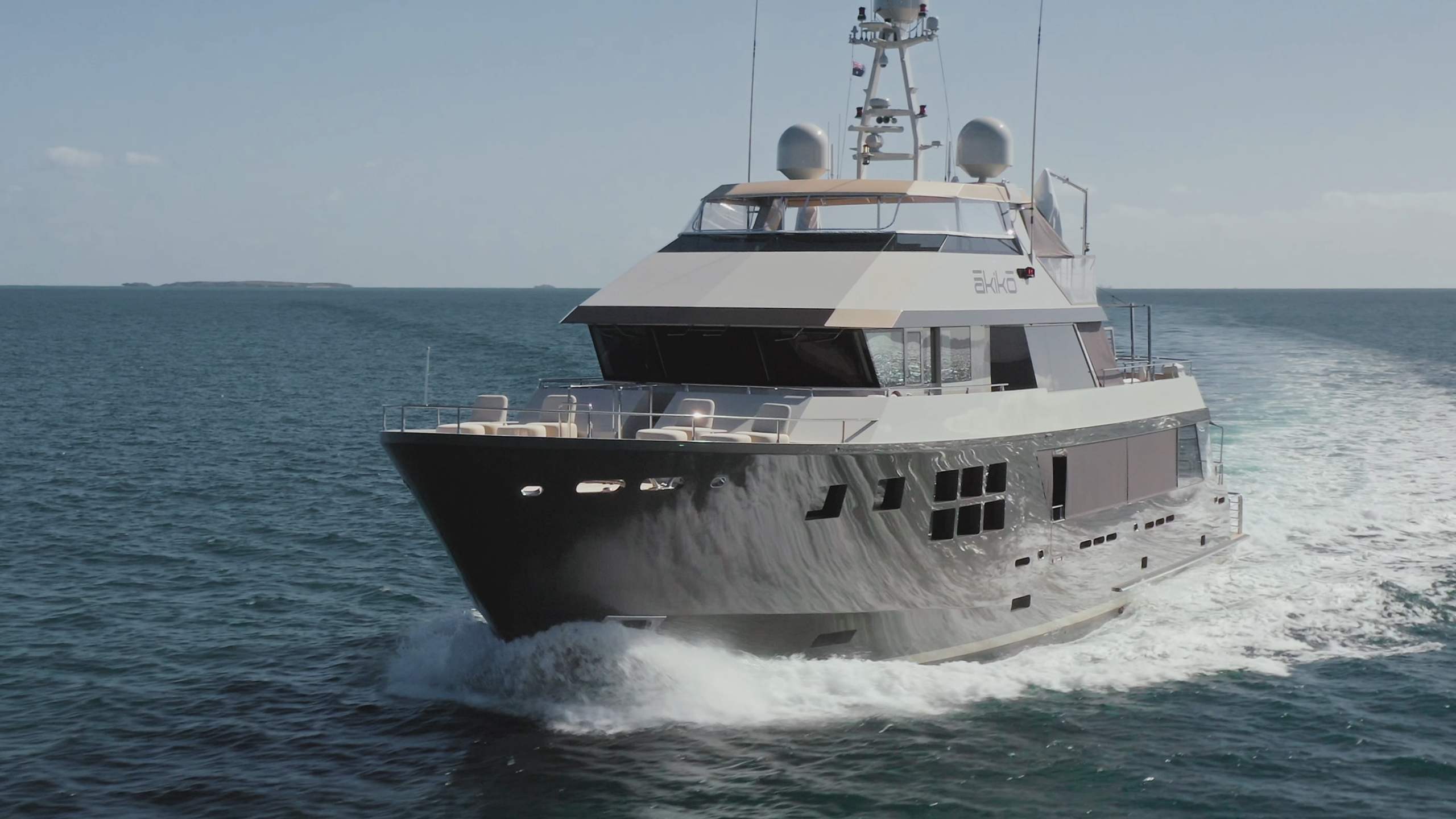 [VVS-LUXURY-YACHT]-1250-2.png