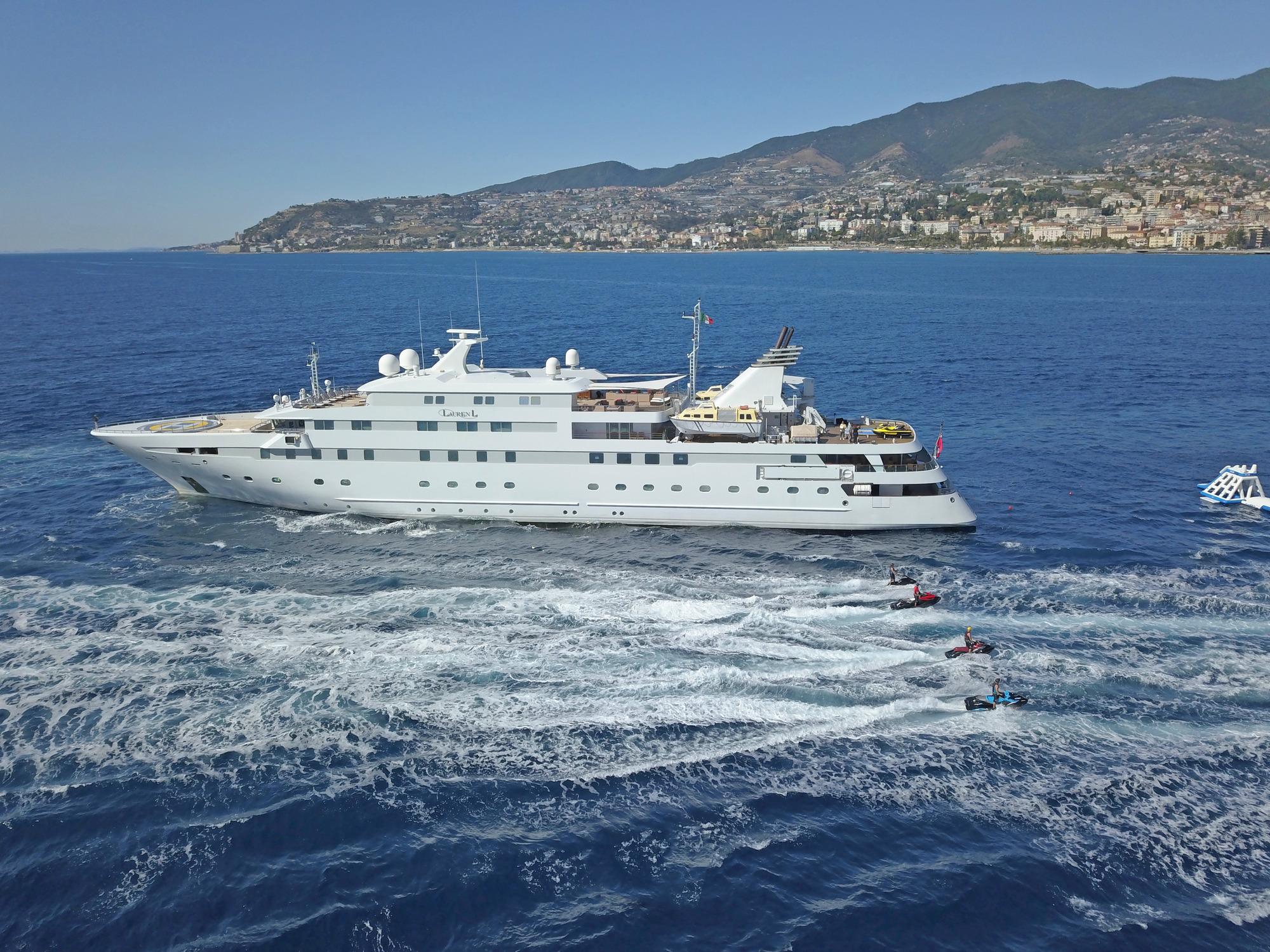 [YACHT-LAUREN-L]-1040-11.jpg
