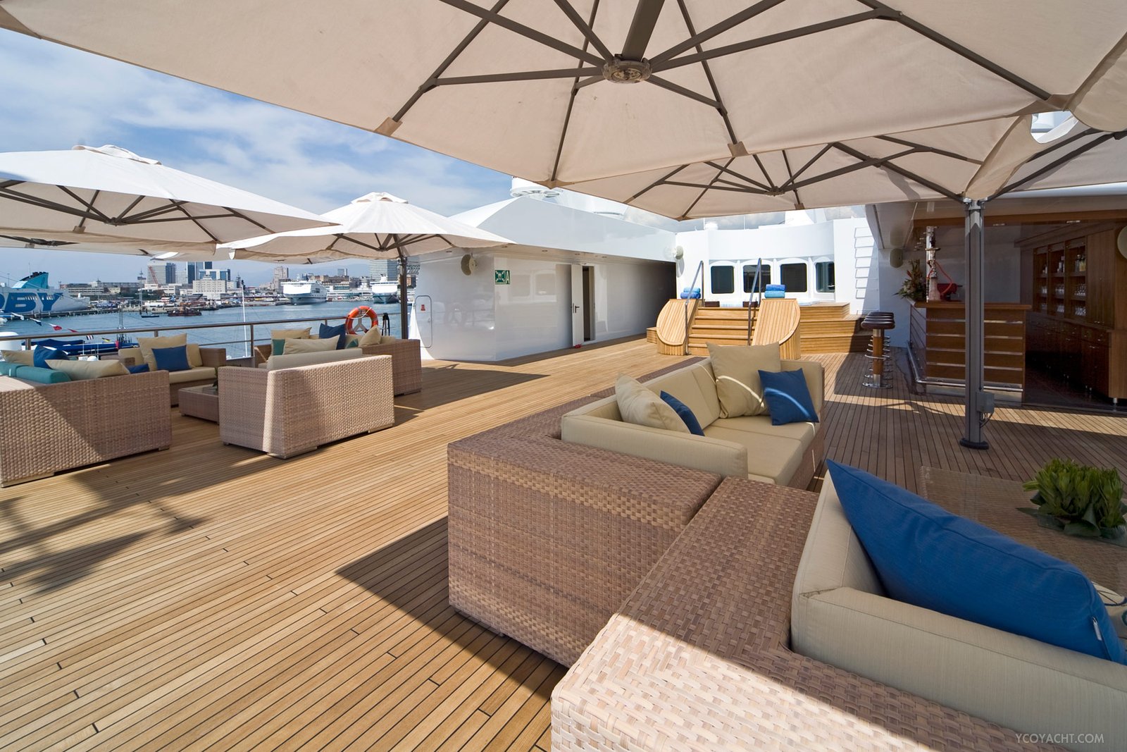 [YACHT-LAUREN-L]-1040-13.jpg