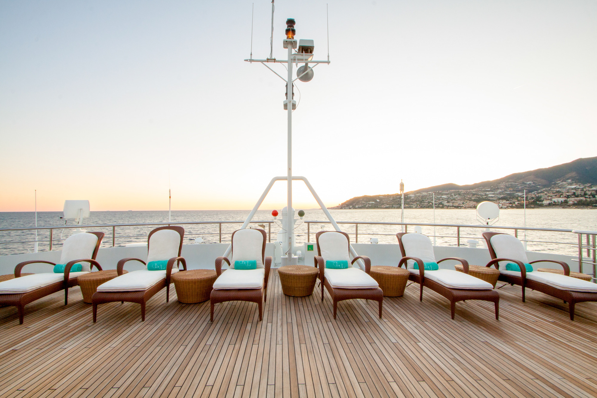 [YACHT-LAUREN-L]-1040-23.jpg