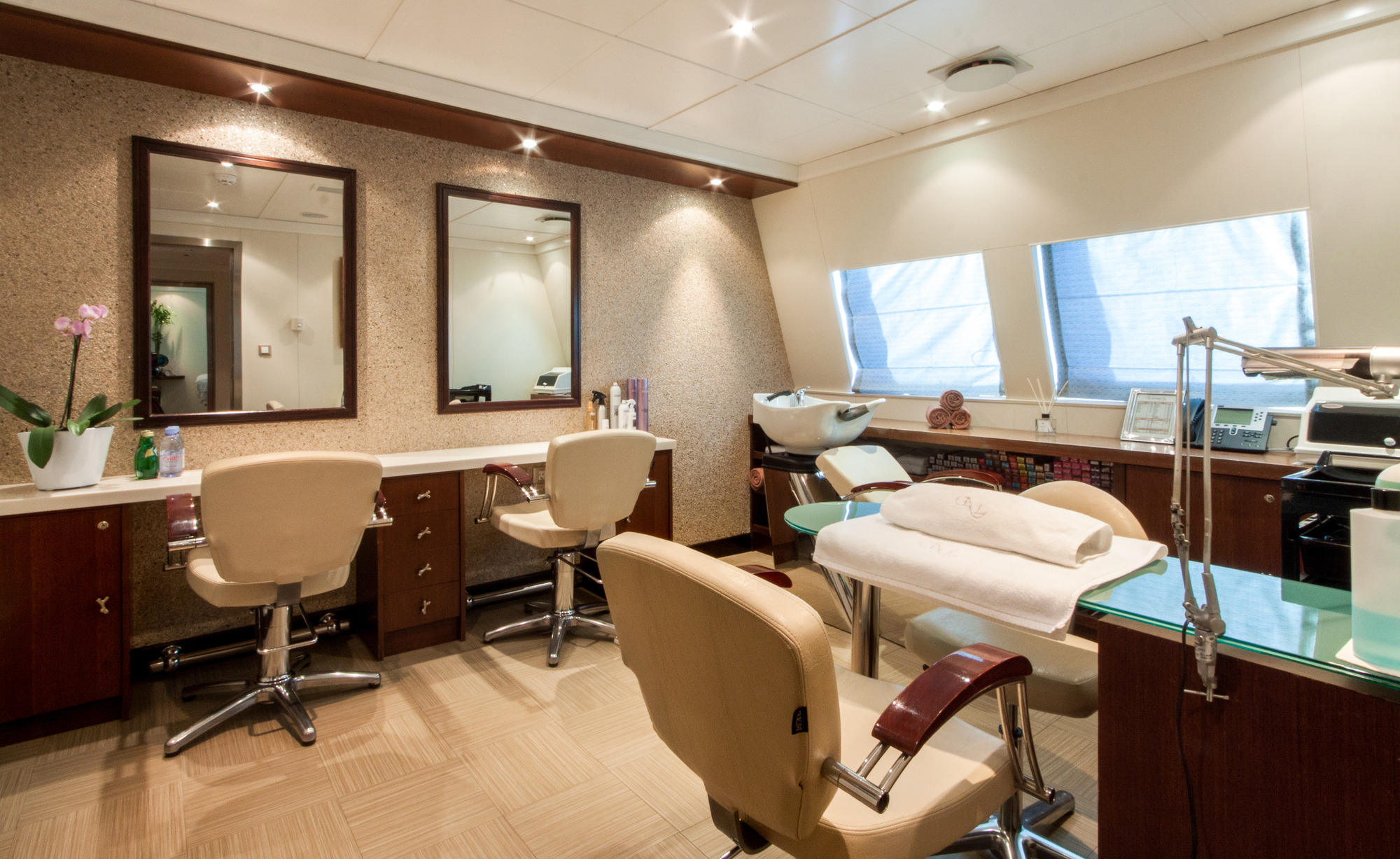 [YACHT-LAUREN-L]-1040-32.jpg
