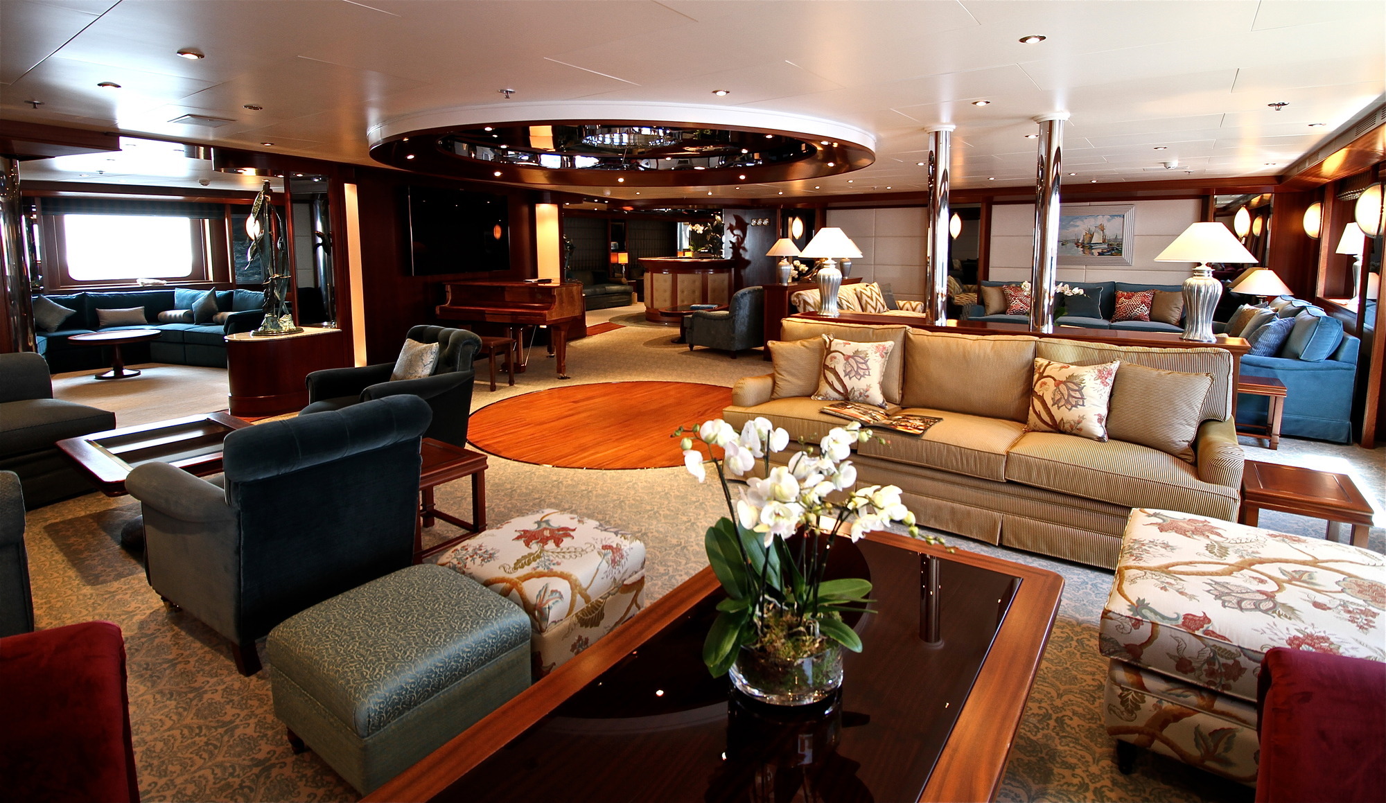 [YACHT-LAUREN-L]-1040-35.jpg