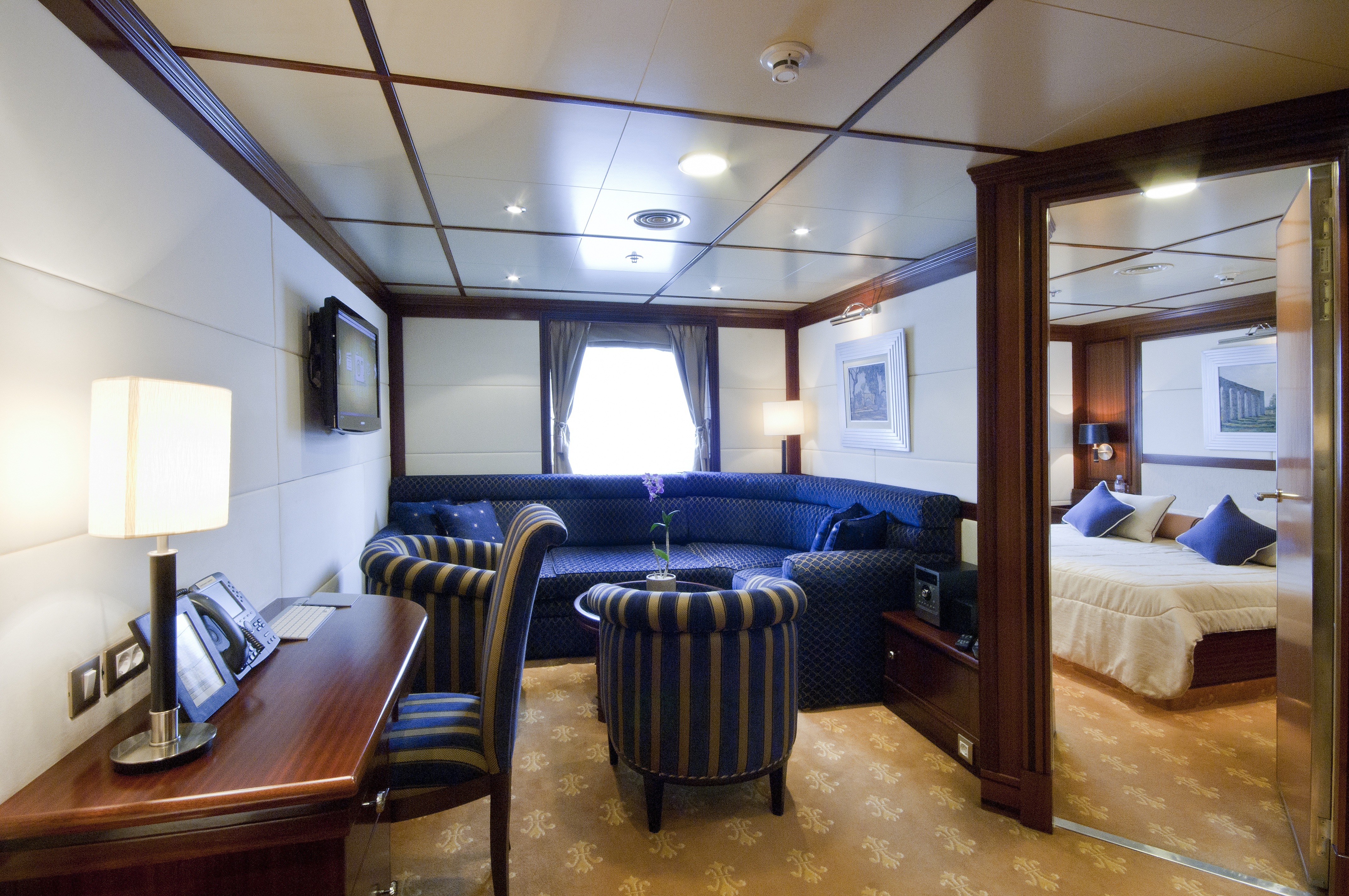 [YACHT-LAUREN-L]-1040-36.jpg
