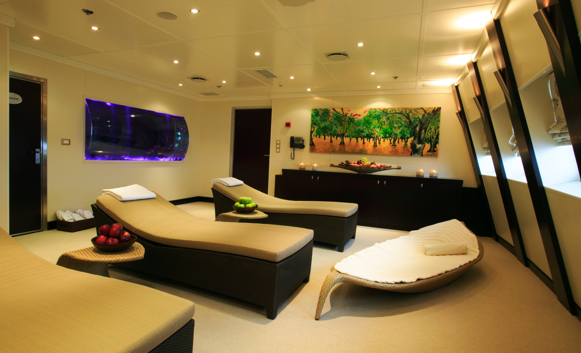 [YACHT-LAUREN-L]-1040-49.jpg