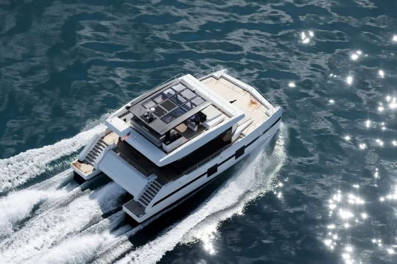 02 Motor catamaran MARIA THERESE.jpg