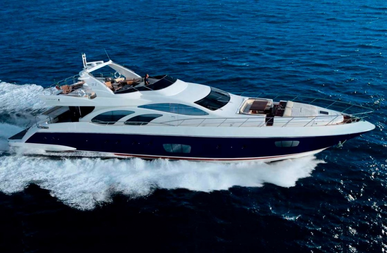 02-Azimut-Leonardo-98.jpg