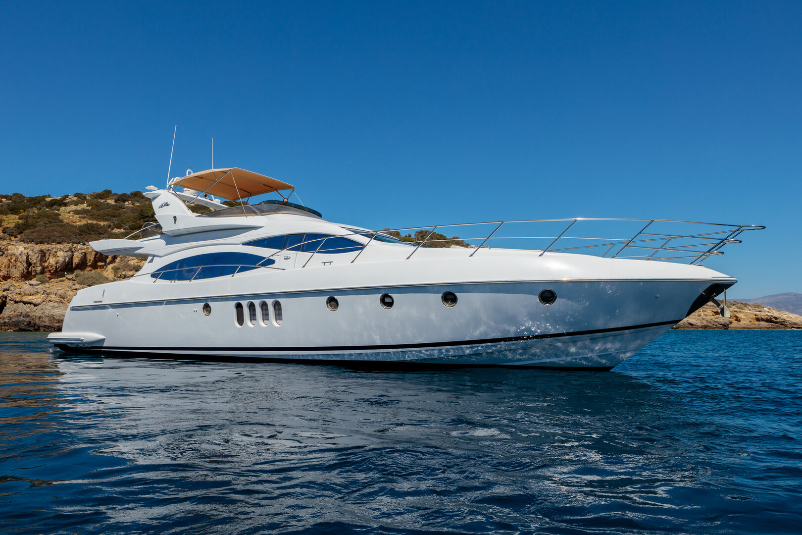1.1 Luxury yacht DREAM.jpg