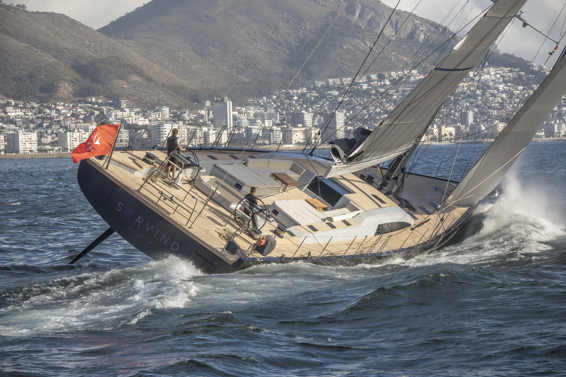 1.1 Sailing yacht SØRVIND.jpg
