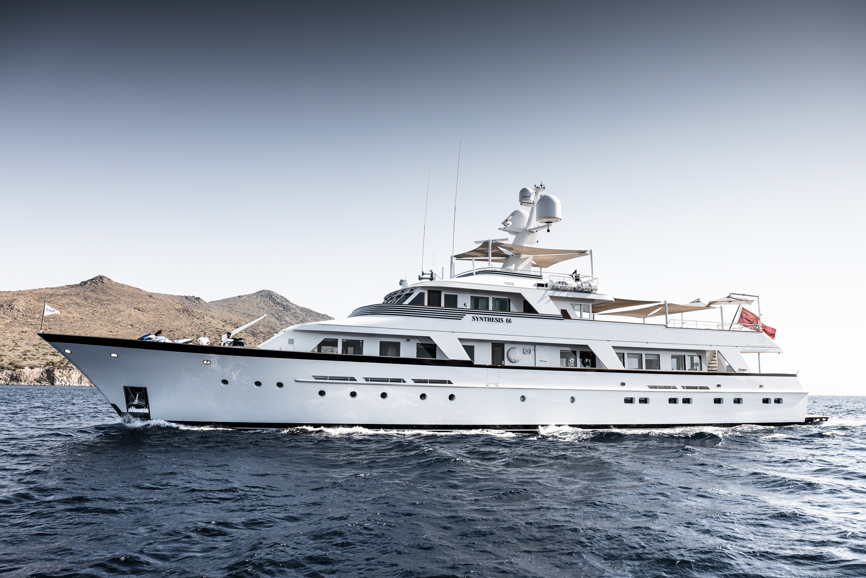 1.1 Super yacht SYNTHESIS 66.jpg