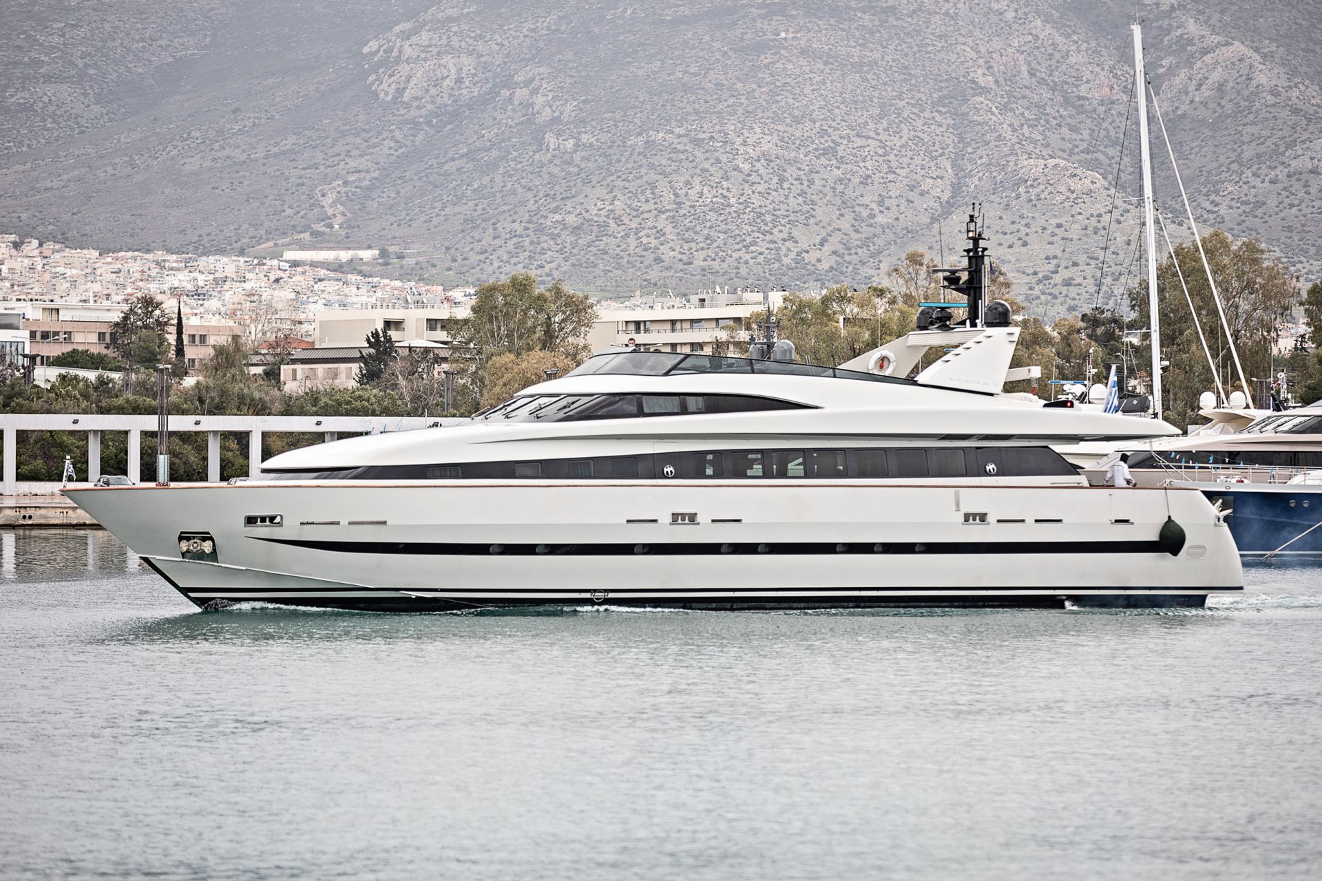 1.1 Superyacht THEION.jpg