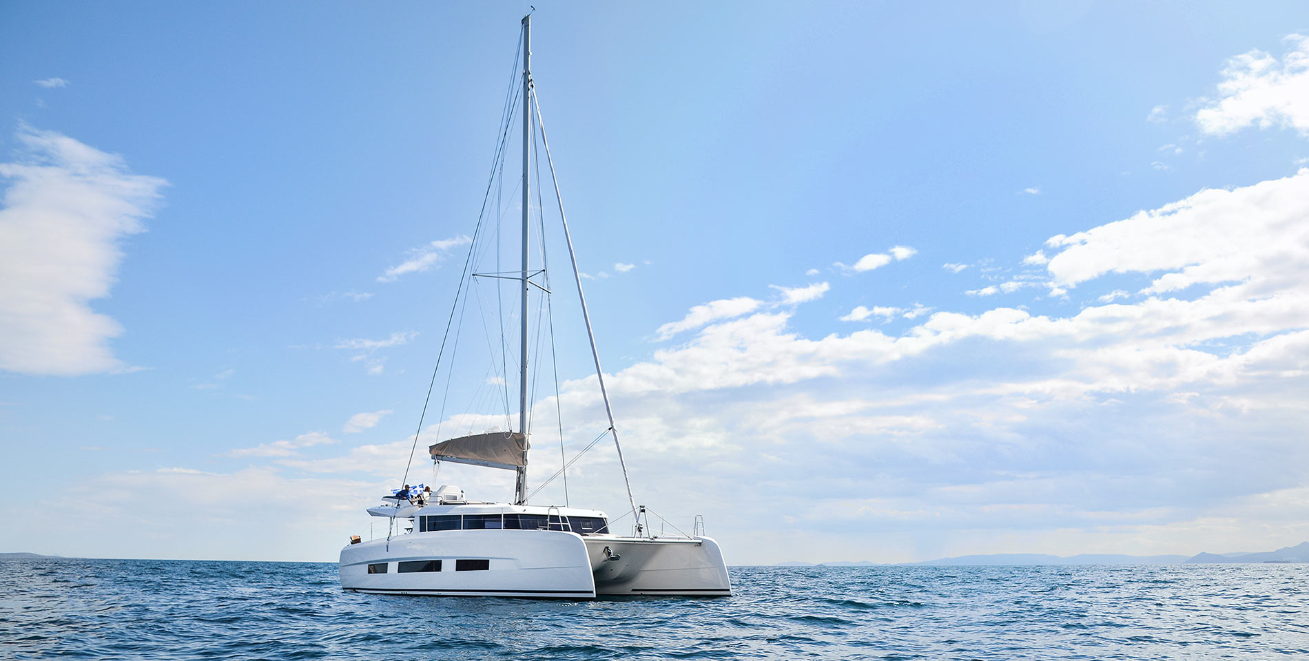 1.2 Luxury yacht NEUROSEAS.jpg