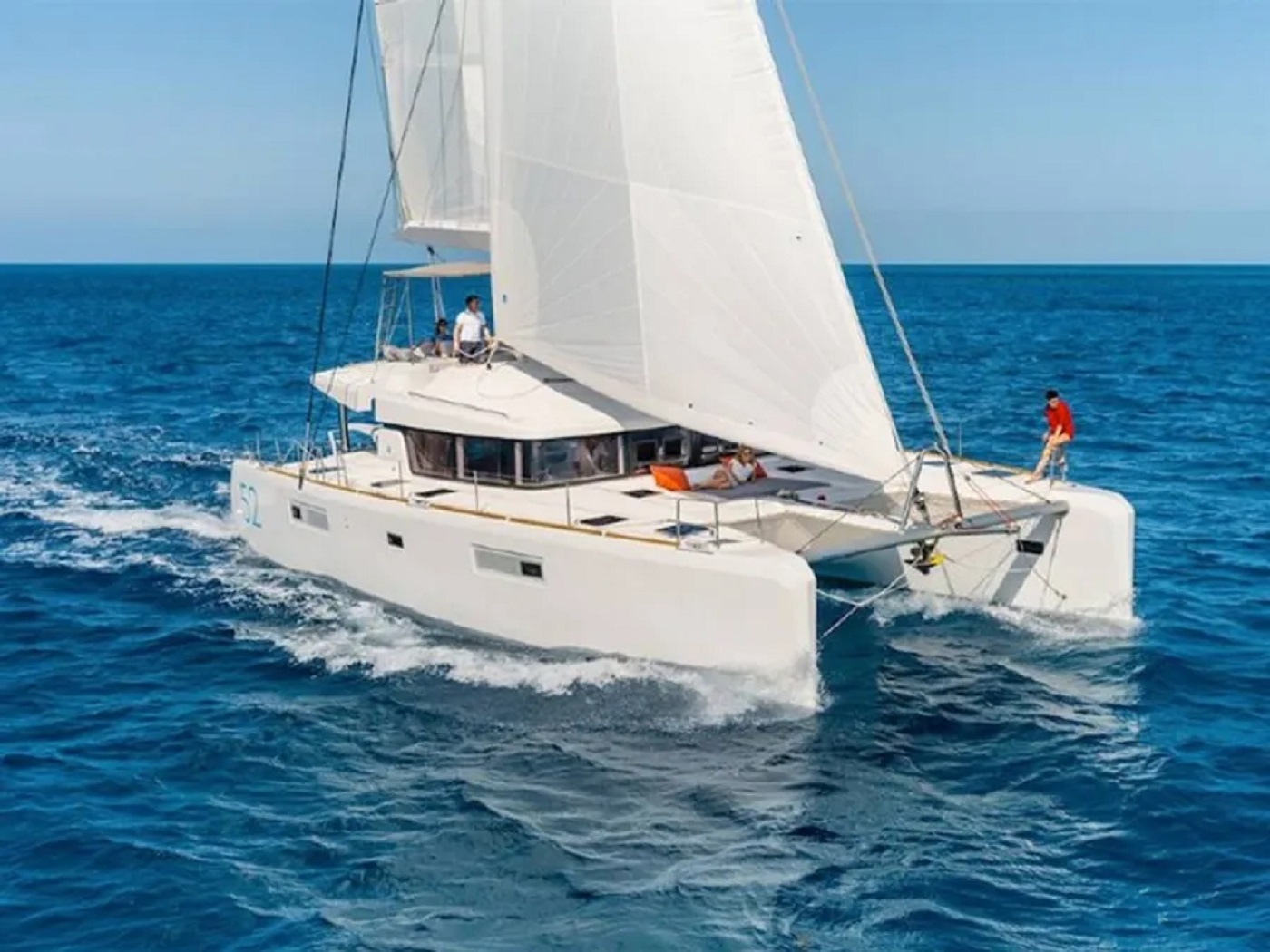 1.2 Luxury yacht PRINCESS BELLA.jpg