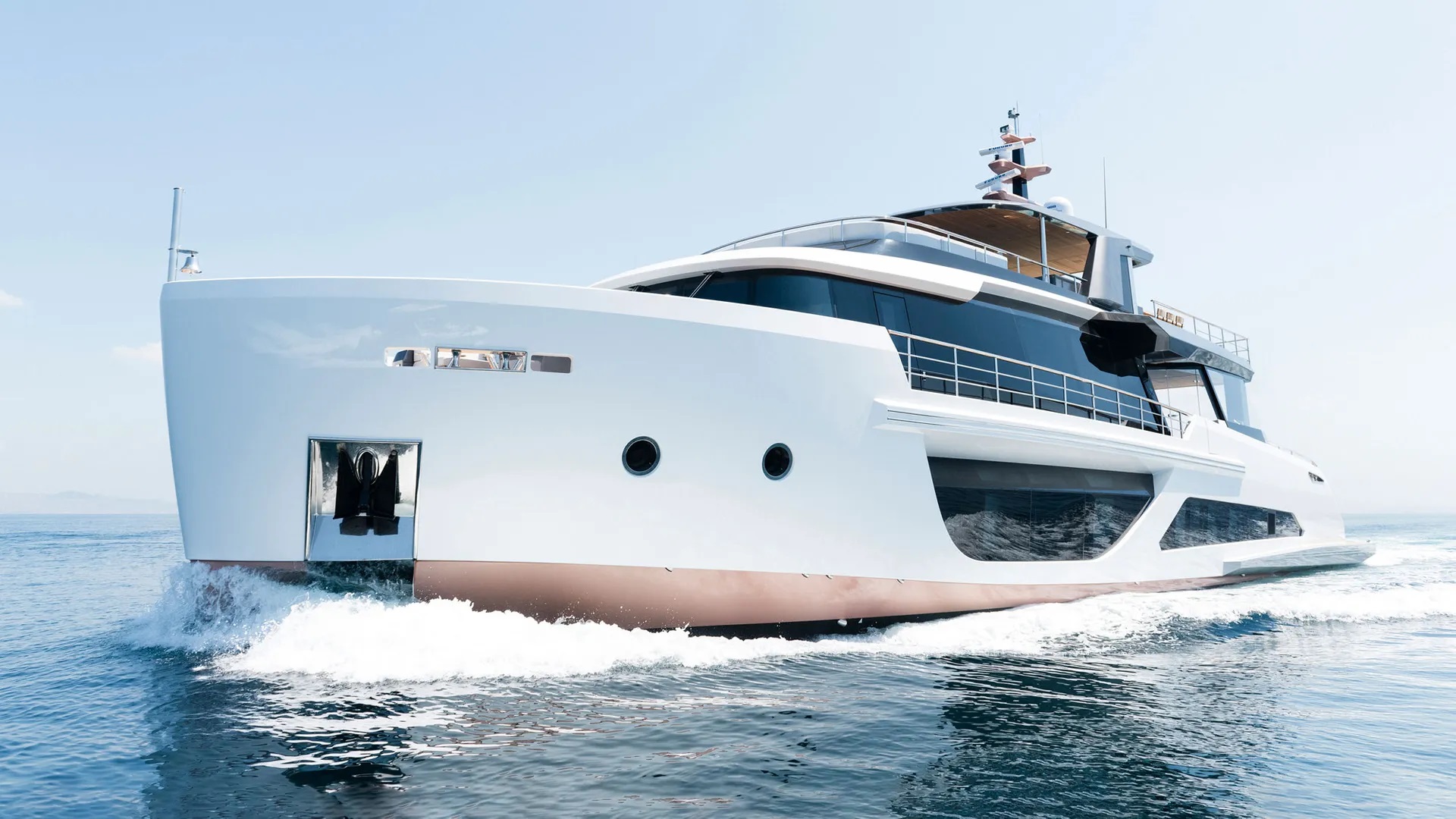 1.2 Motor yacht VIVACE.jpg