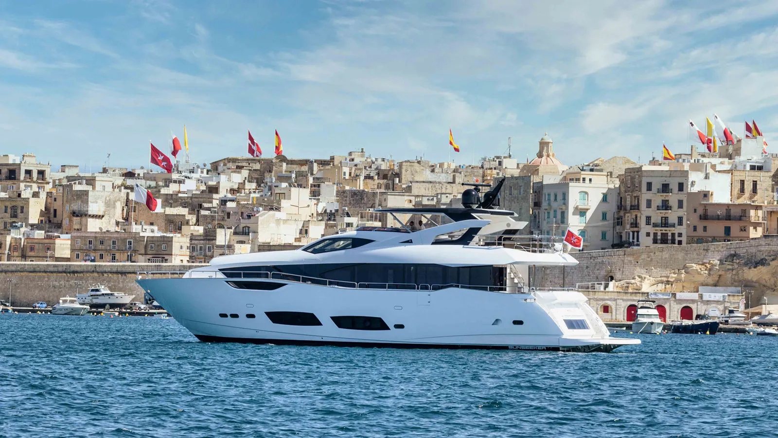 1.3 Motor yacht ANNA-LIZA G.jpg