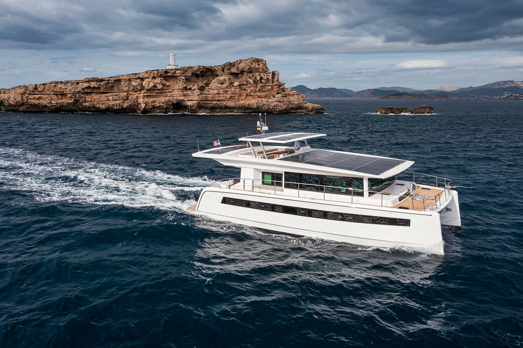 1.3 Motor yacht SILENT DREAM.jpg