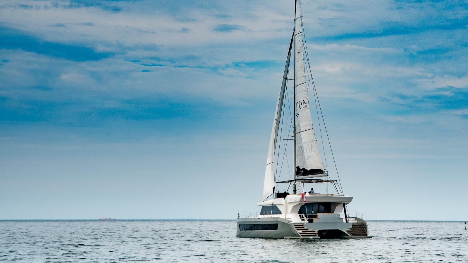 1.3 Sailing catamaran MOONLIGHT.jpg