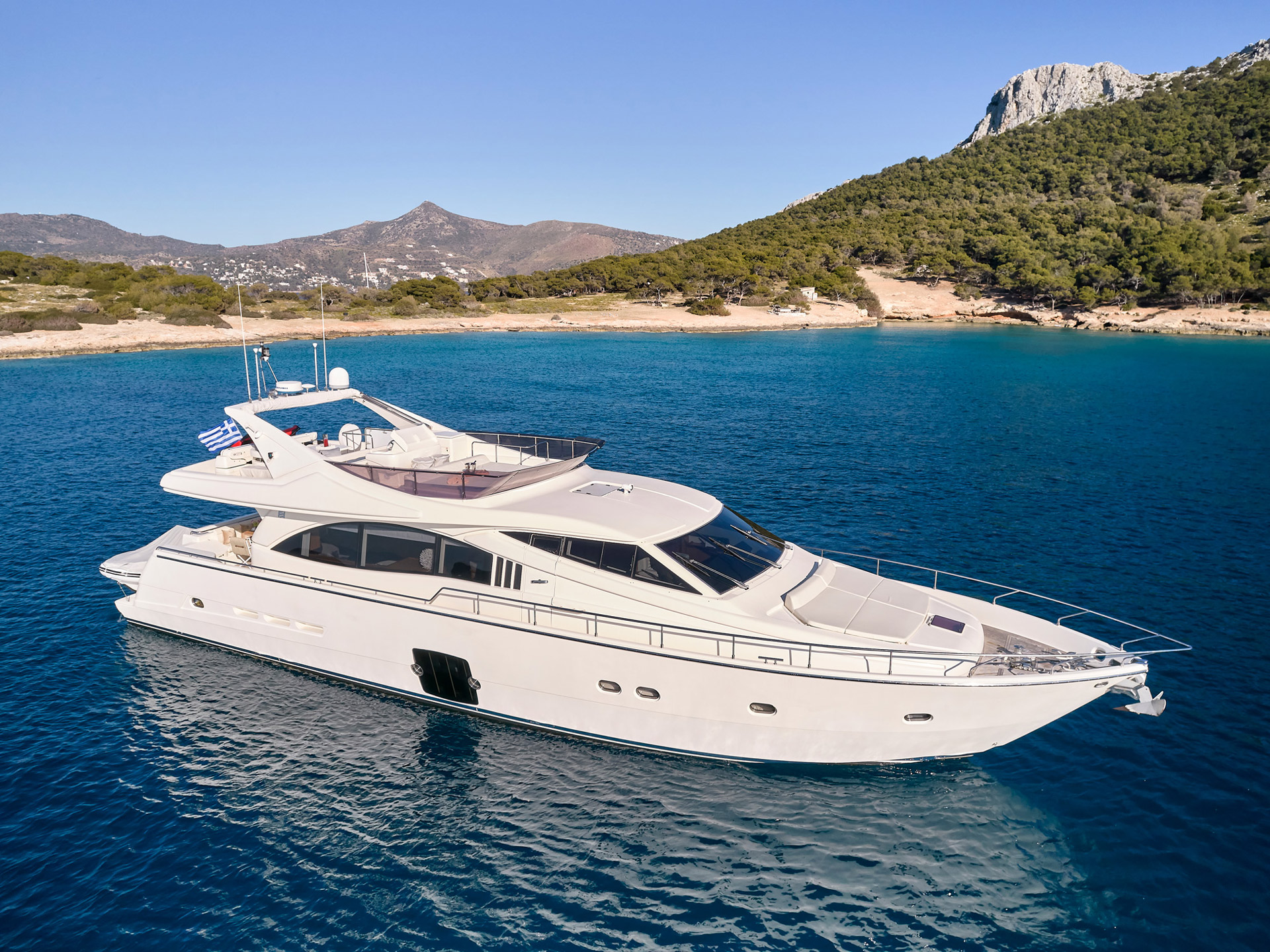 1.3 Super yacht GOLDEN YACHT.jpg