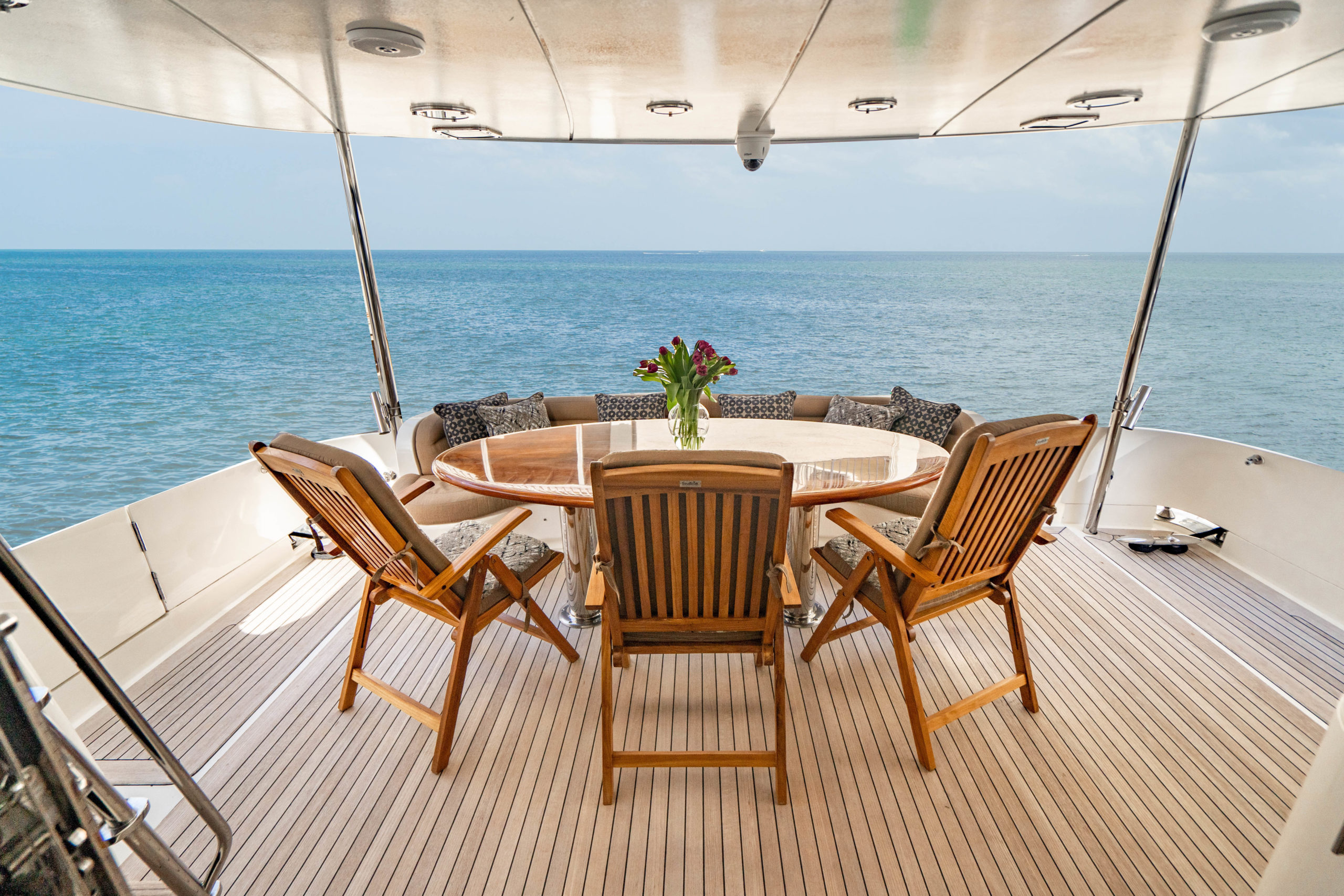 1.3 Super yacht NEW HORIZON.jpg