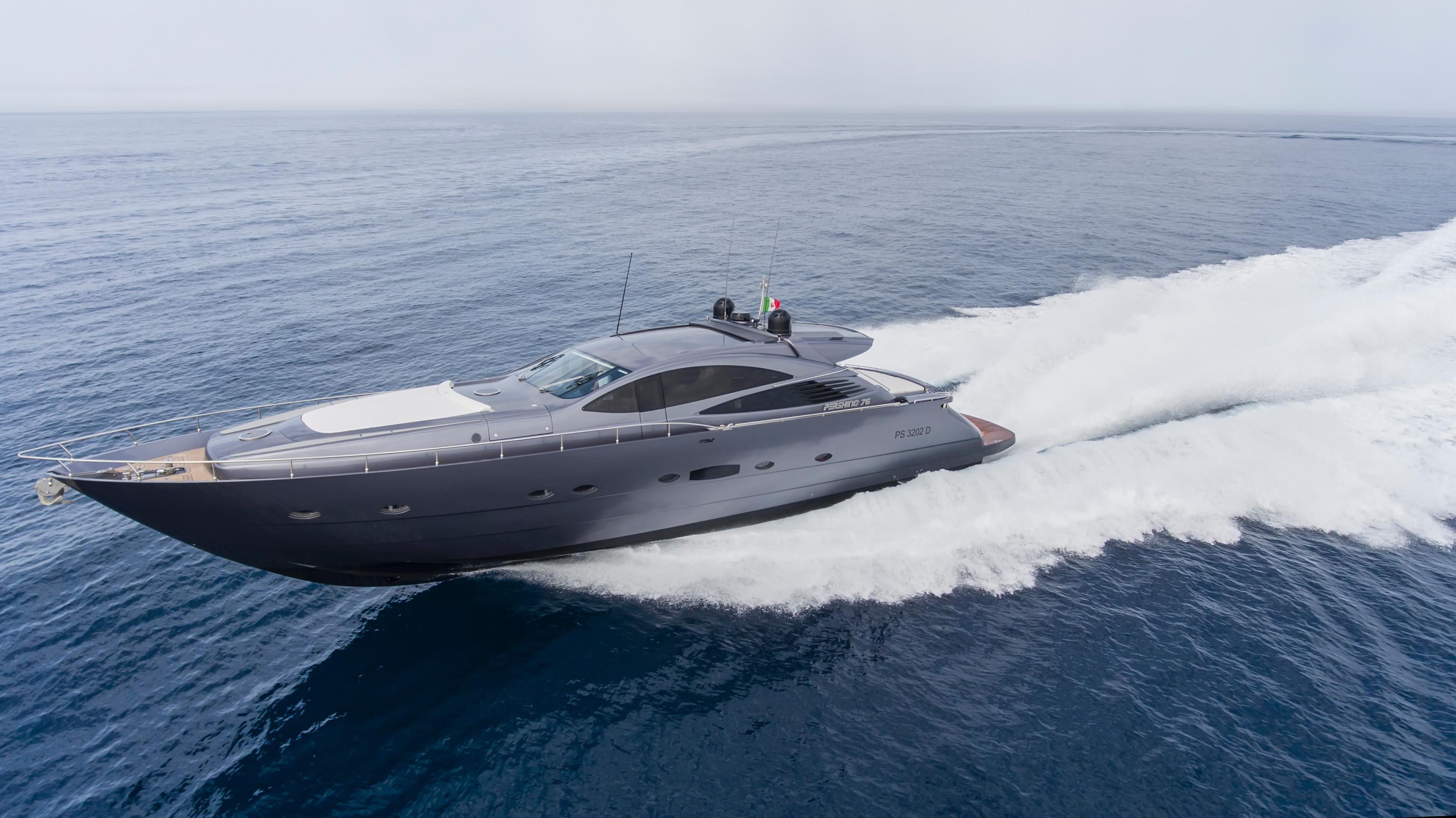 101 Luxury motor yacht EVASIONE (sistership).jpg