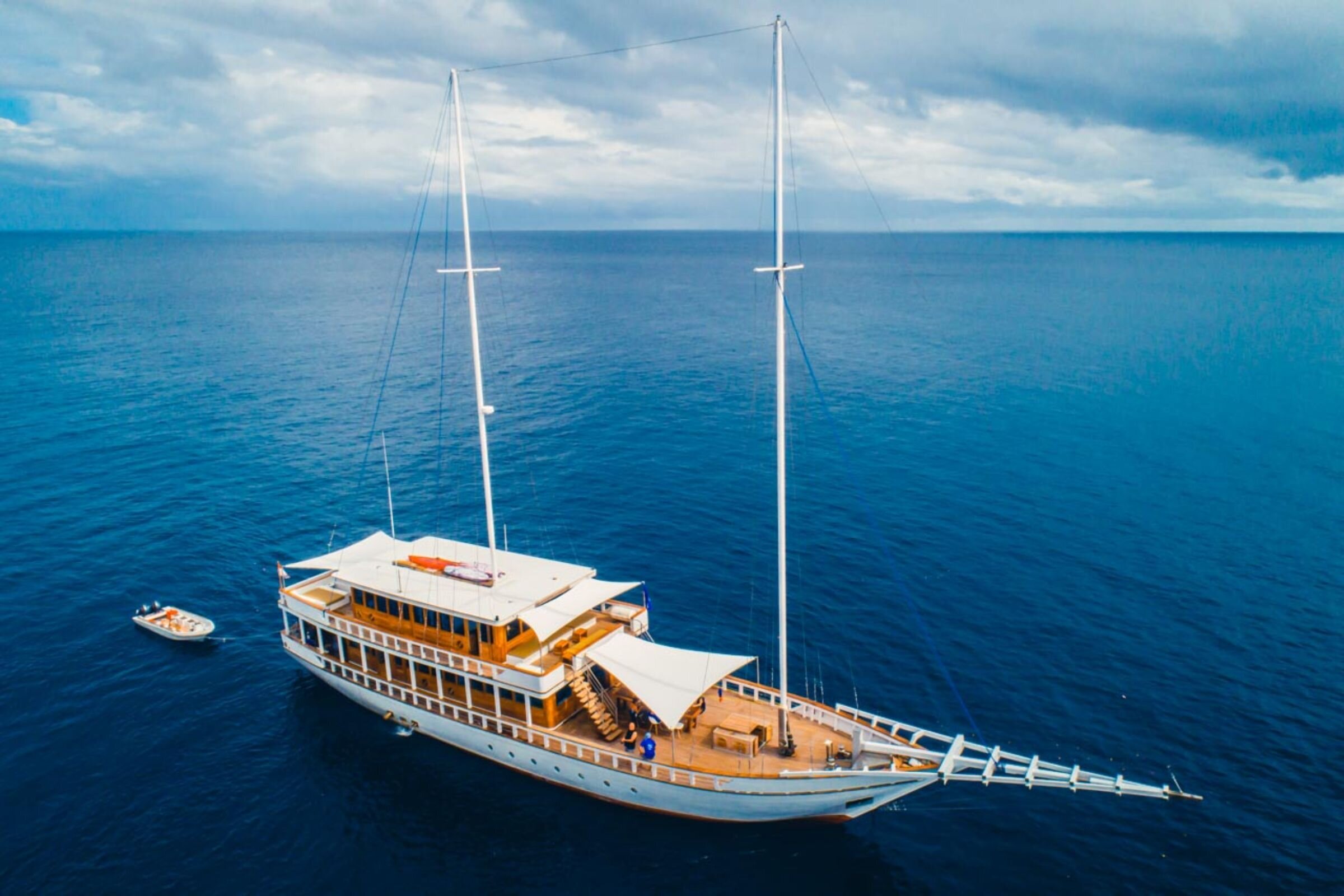101 Luxury phinisi FENIDES.jpg